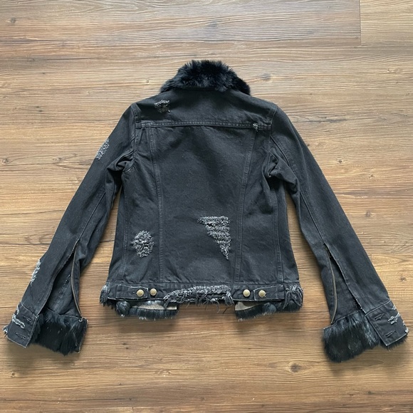 [SOLD] L.G.B (Le Grand Bleu) Jean Jacket With Real Fur - Picture 9 of 9